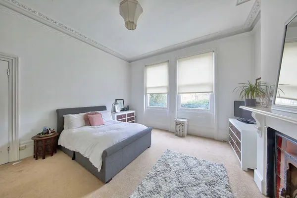 Church Grove, Kingston Upon Thames, KT1 photo 4