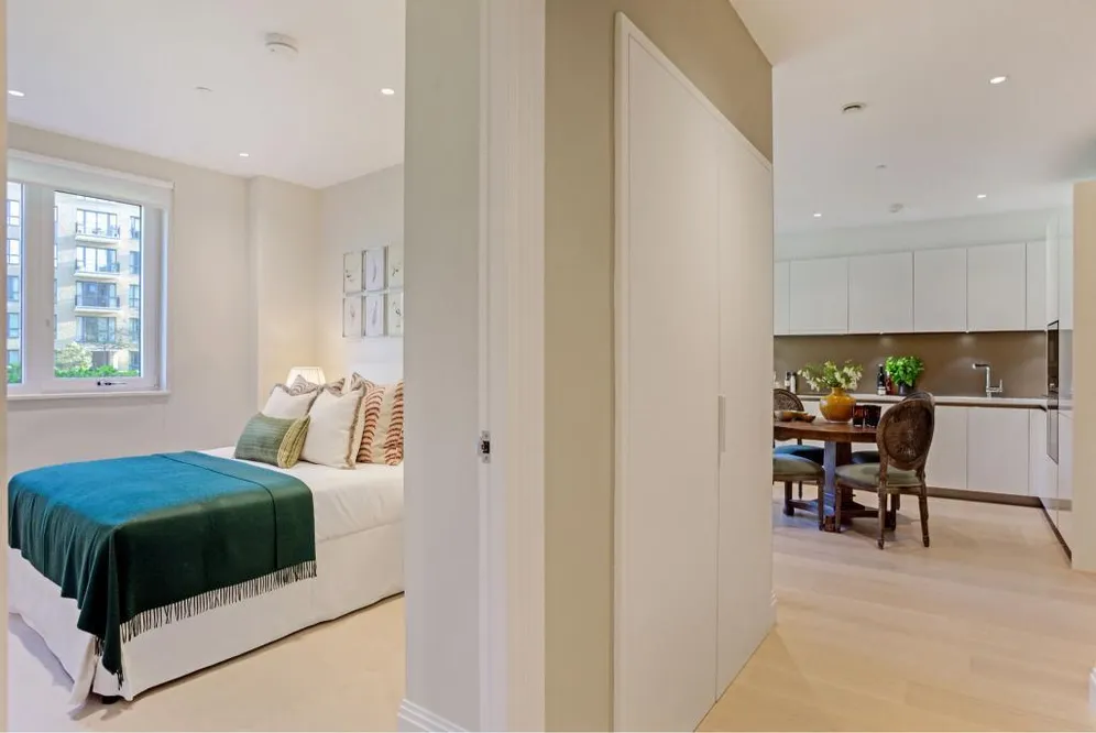 Broom Road, Teddington, TW11 photo 11