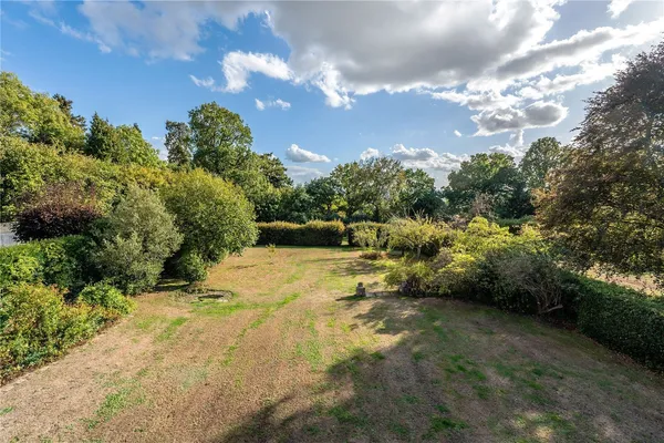 High Trees Road, Reigate, RH2 photo 11