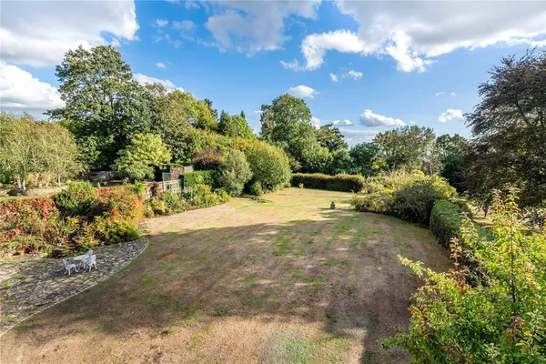 High Trees Road, Reigate, RH2 photo 12