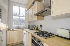 Elmhurst Street London SW4 photo 4
