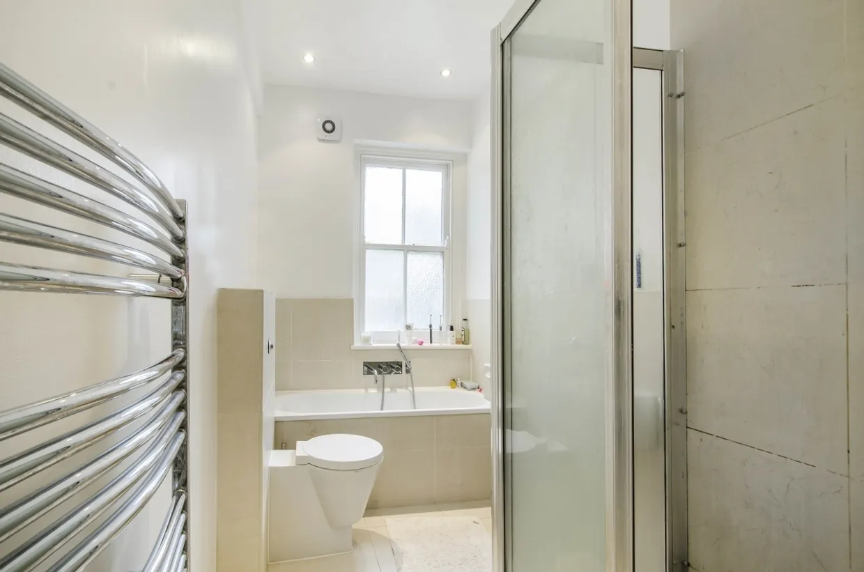 Elmhurst Street London SW4 photo 6