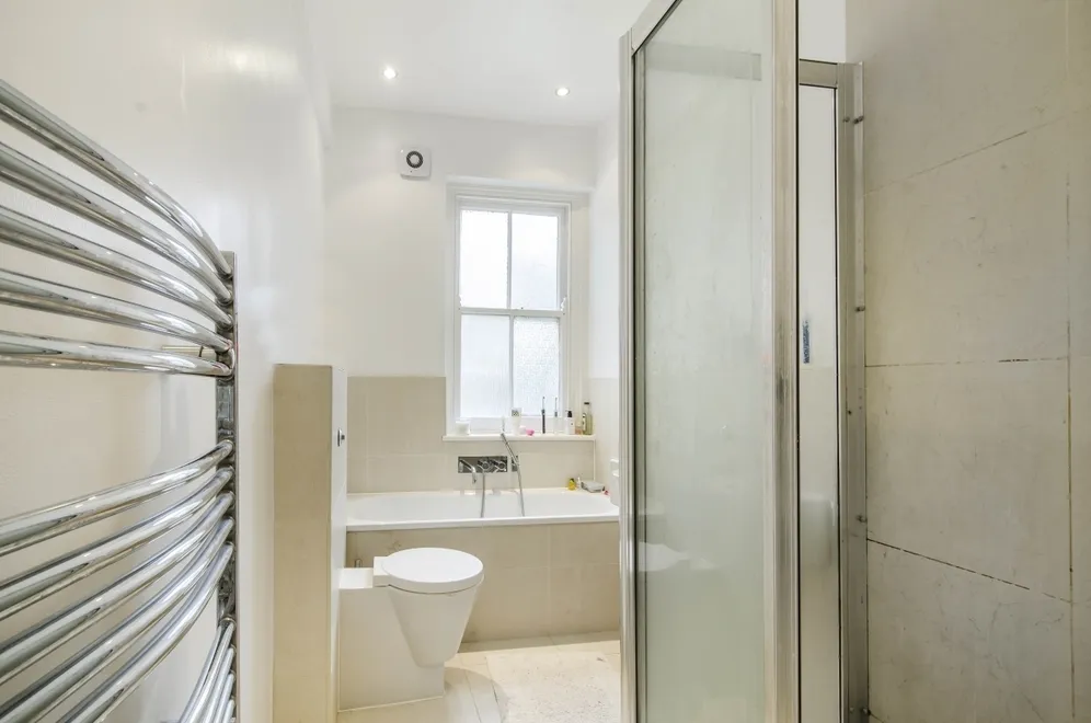 Elmhurst Street London SW4 photo 6