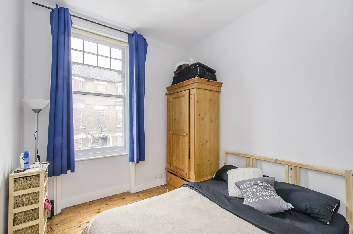 Elmhurst Street London SW4 photo 9