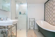 Andalus Road Clapham SW9 photo 10