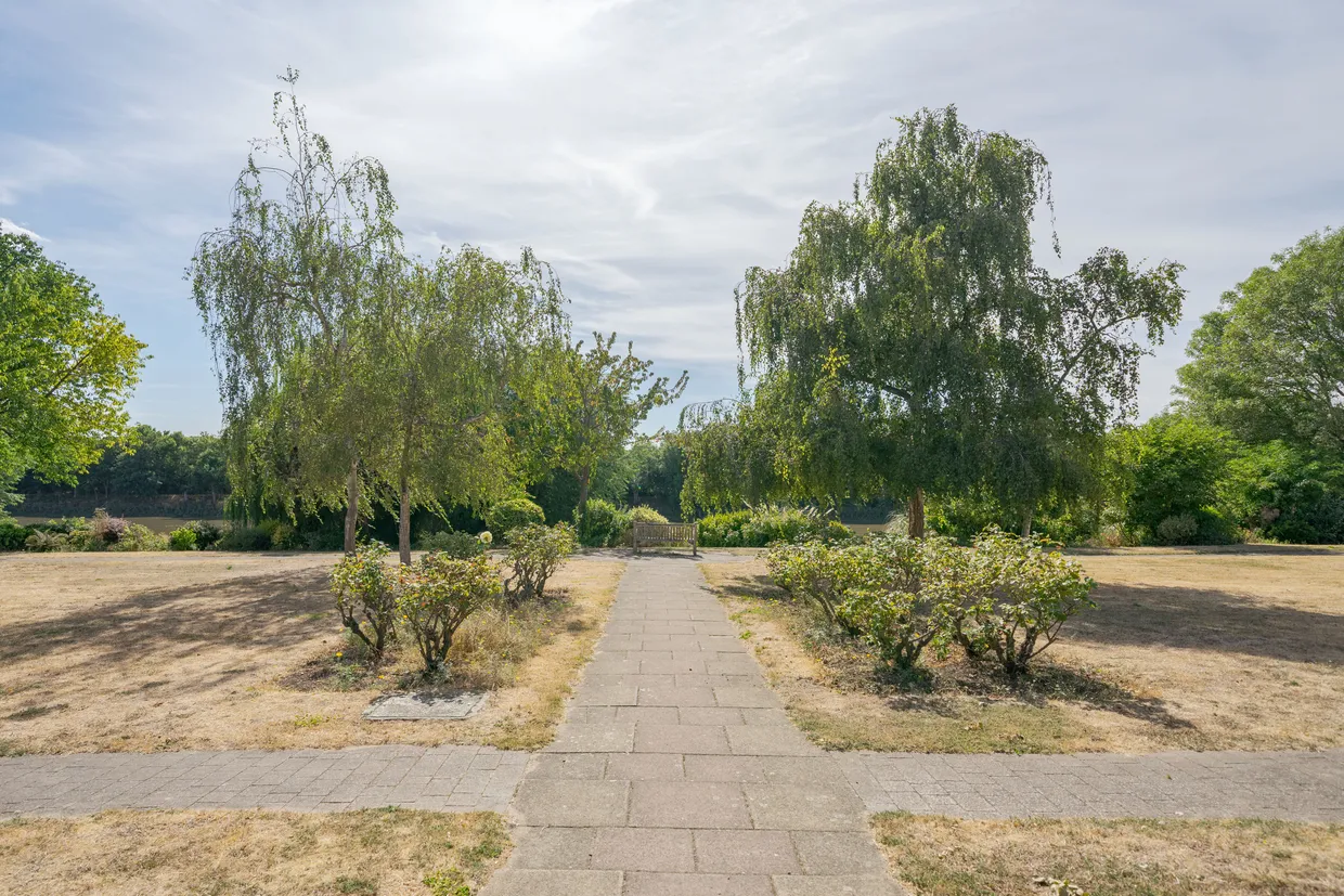 Hartington Road, London, W4 photo 14