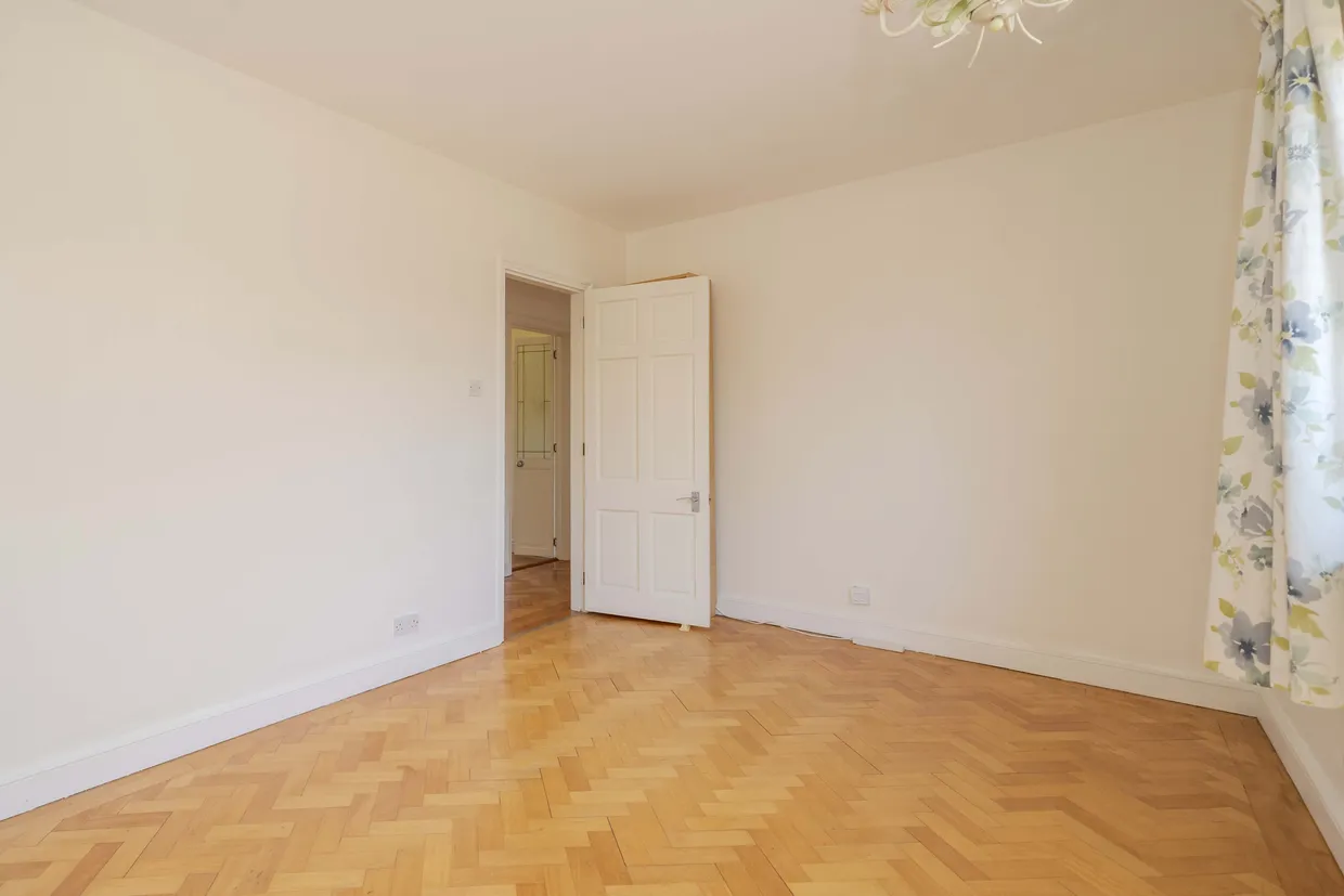 Hartington Road, London, W4 photo 12