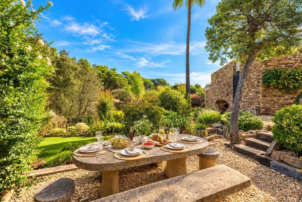 Bormes-les-Mimosas, 83230, France