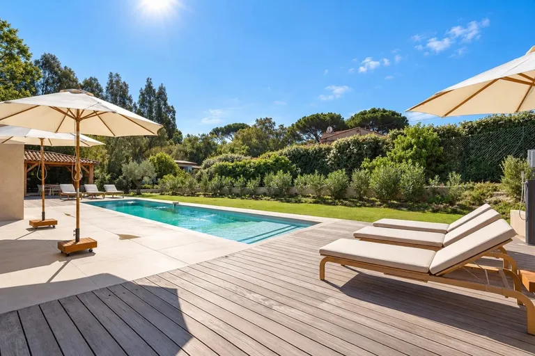 Saint-Tropez, 83990, France