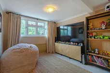 Dell Road, Wokingham, RG40 photo 8