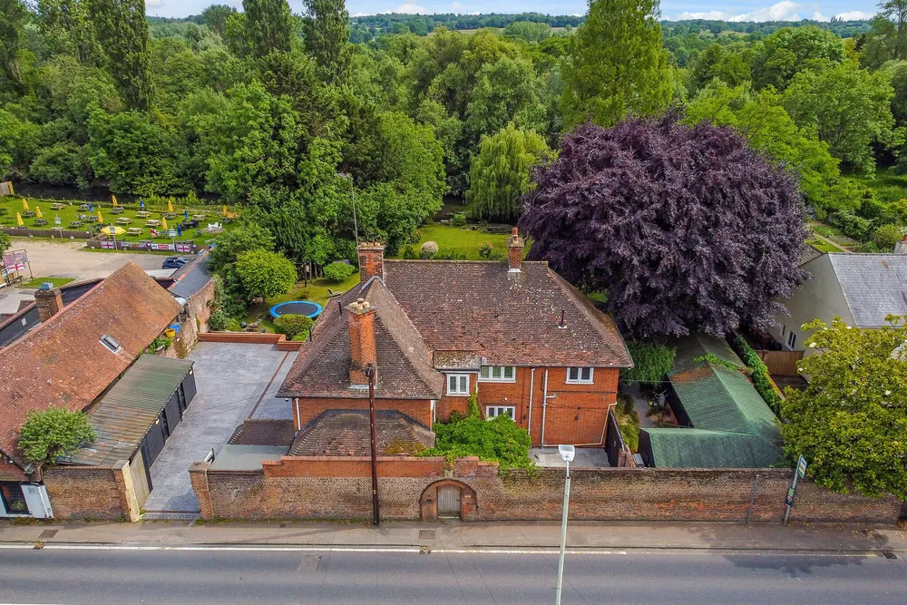 Uxbridge Road, Rickmansworth, WD3
