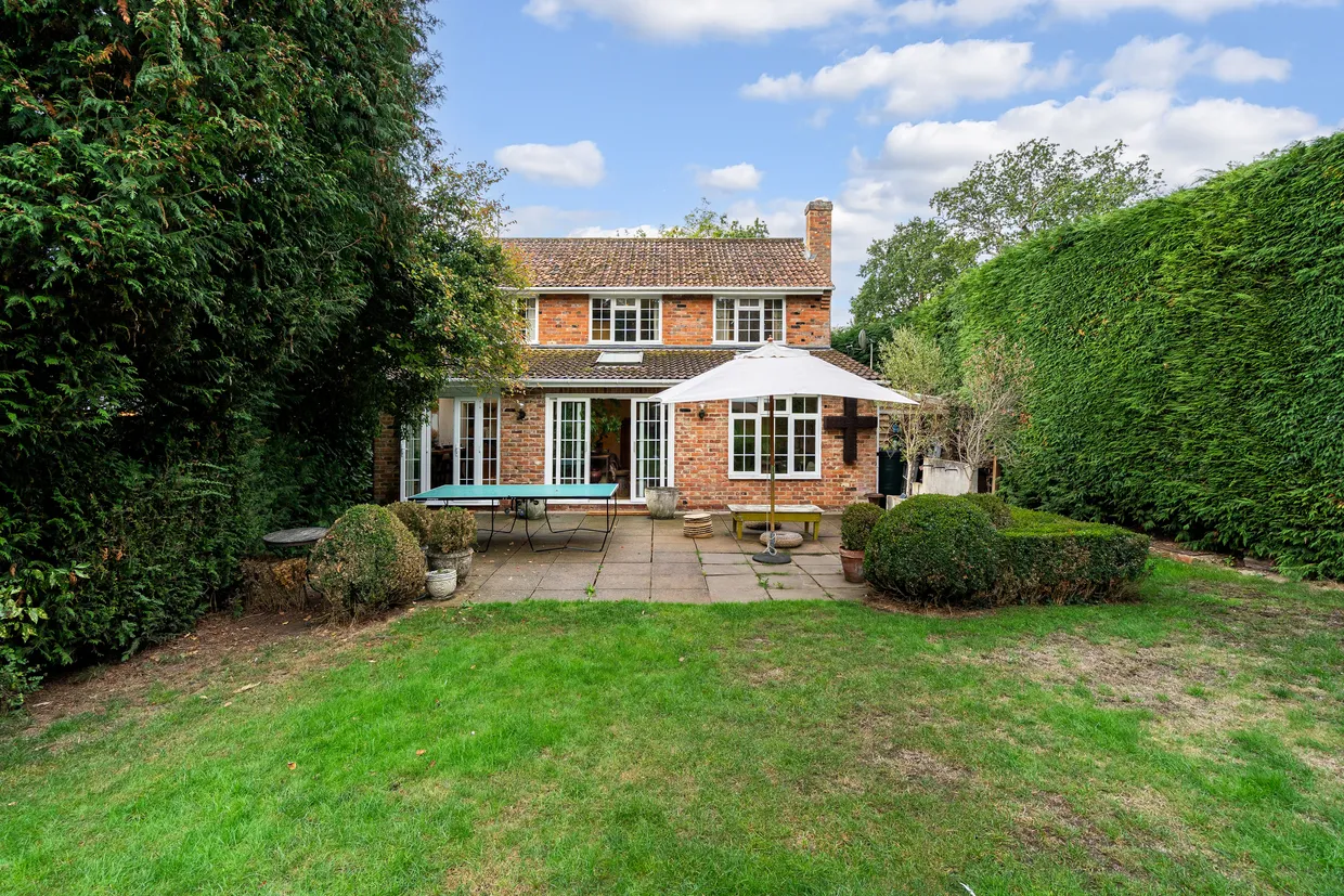Dell Road, Wokingham, RG40 photo 12