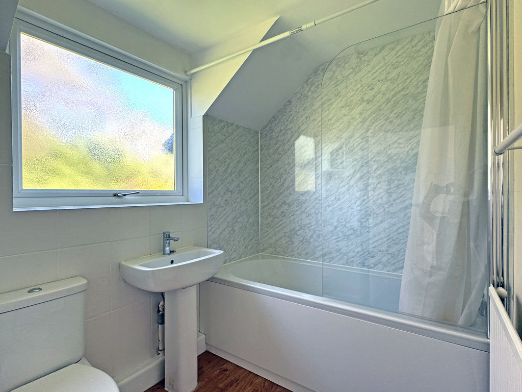 Ridgeway Close, Sidbury Image 4