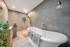 Station Road, Malmesbury, SN16 photo 7