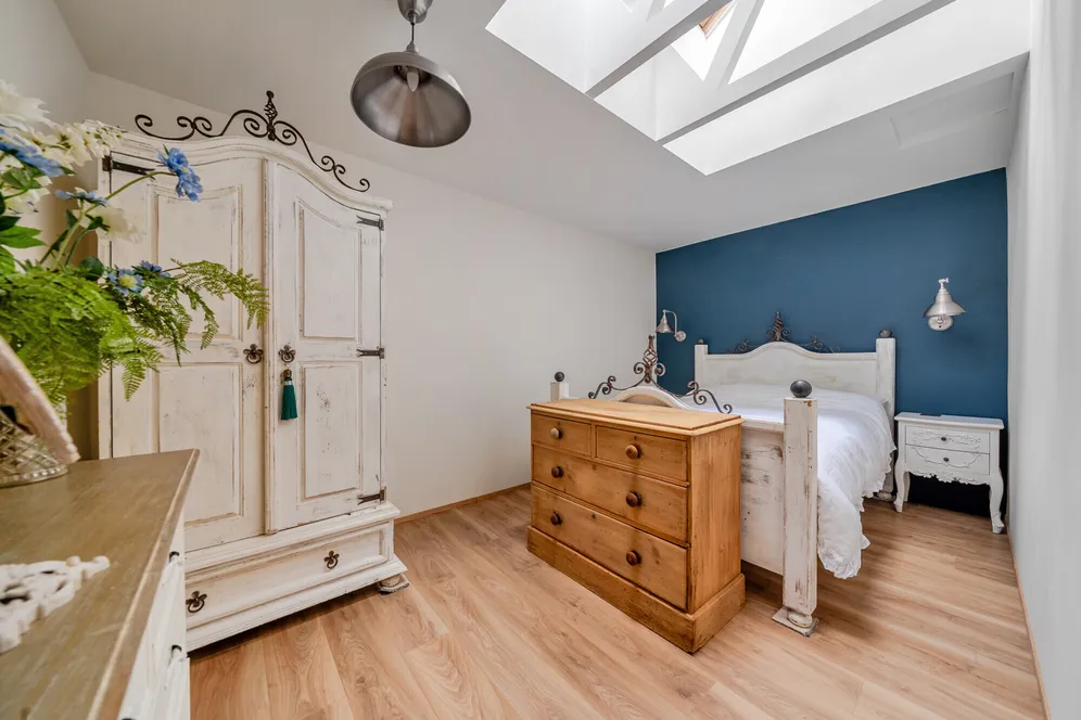 Station Road, Malmesbury, SN16 photo 9