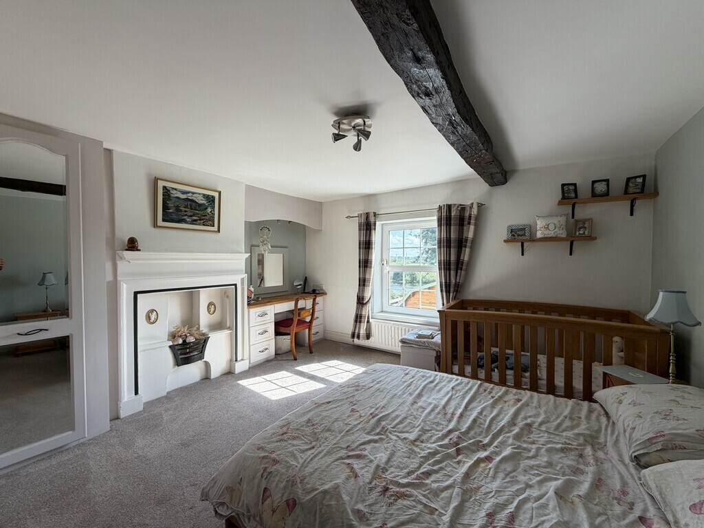 Grinsdale Image 4