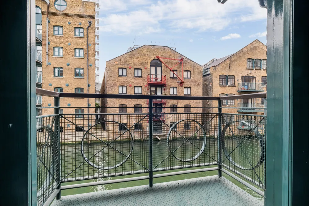 Shad Thames, London, SE1 photo 5