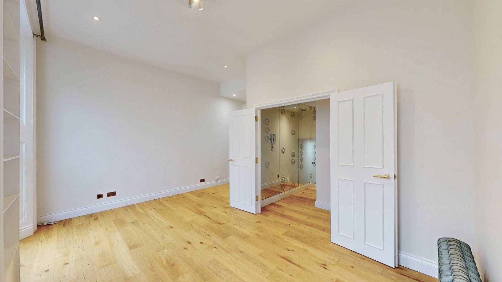 Monmouth Road, London, W2 Image 8