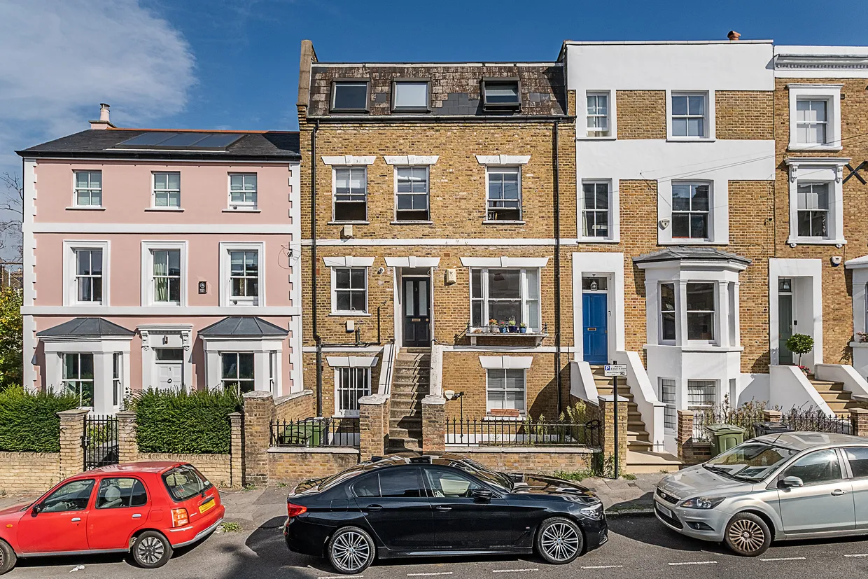 Lambourn Road, London, SW4 photo 1