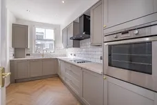 Lambourn Road, London, SW4 photo 2