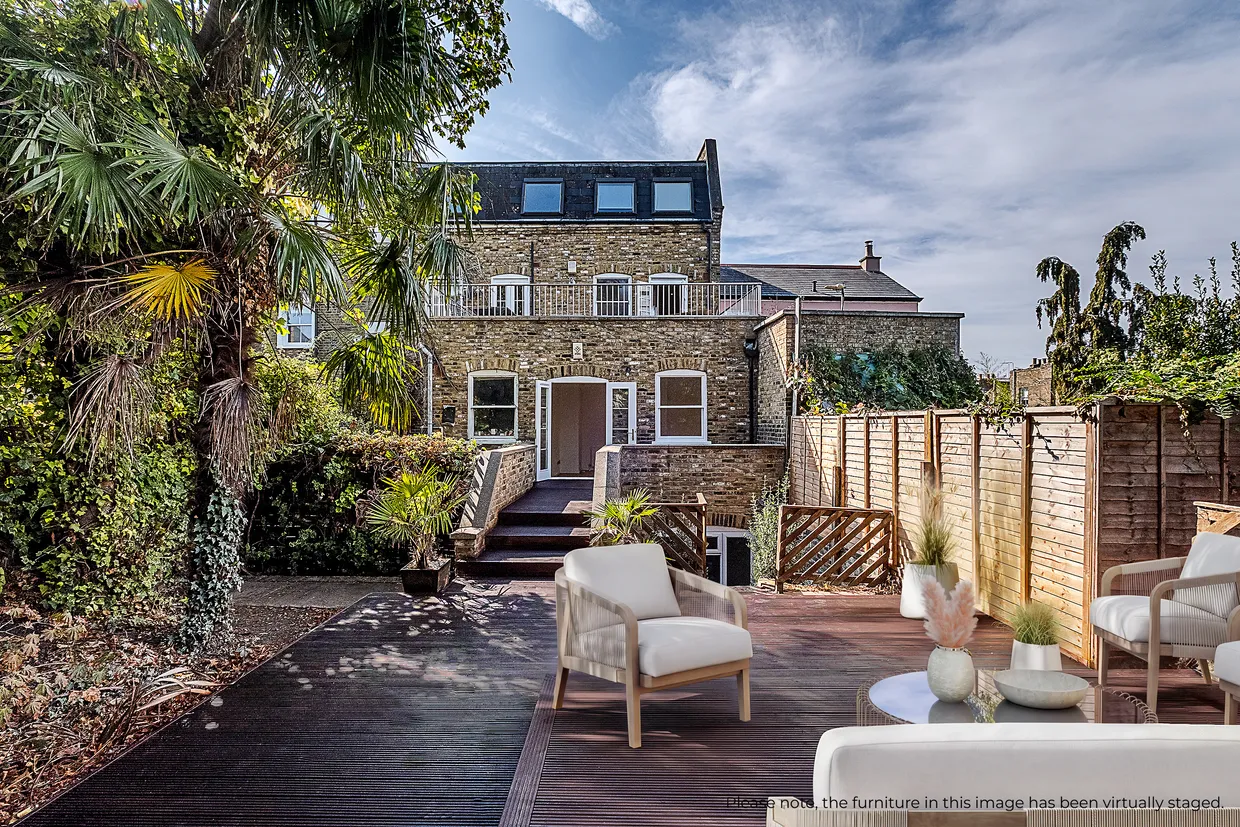 Lambourn Road, London, SW4 photo 4