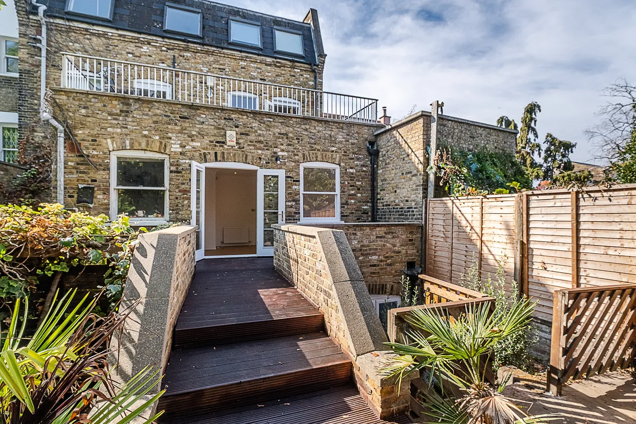 Lambourn Road, London, SW4 photo 15