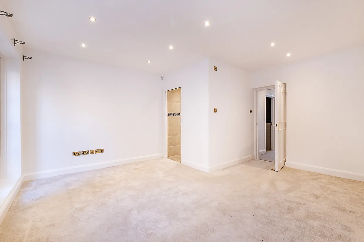 Lambourn Road, London, SW4 photo 16