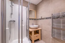 Lambourn Road, London, SW4 photo 20