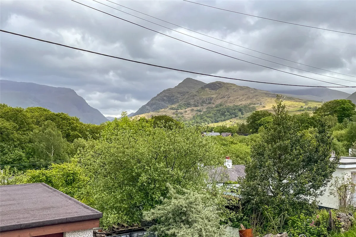 Llainwen Uchaf, Llanberis, Caernarfon, Gwynedd, LL55