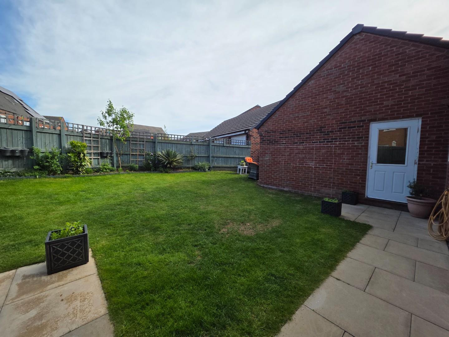 Damselfly Road, Pineham, Northampton Image 17