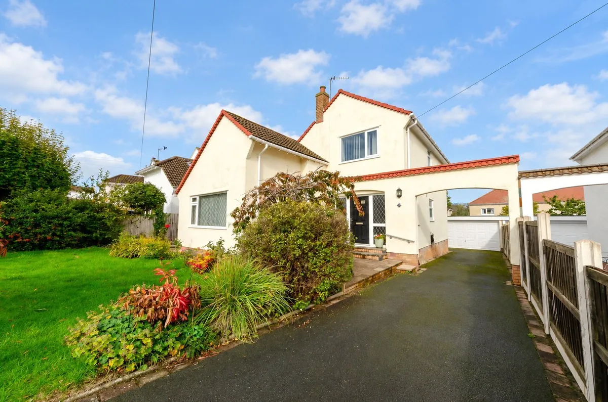 St. Annes Gardens, Llandudno, Conwy, LL30