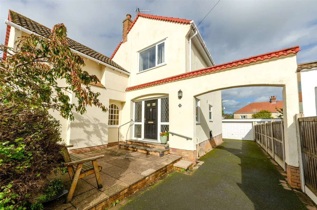 St. Annes Gardens, Llandudno, Conwy, LL30