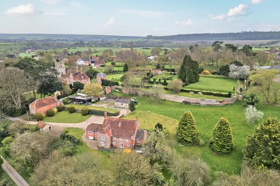 Church Road, Great Cheverell, SN10