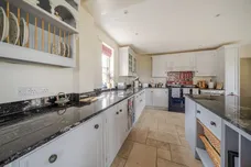 Church Road, Devizes, SN10 photo 6