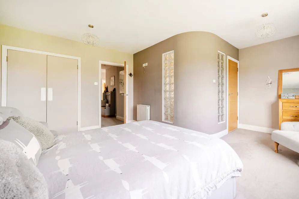 Headley Road, Liphook, GU30 photo 5