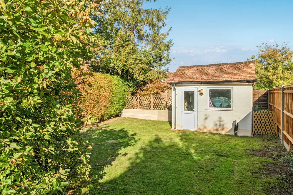 Headley Road, Liphook, GU30 photo 13