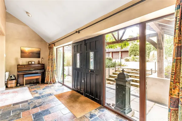 Crowhurst Lane, Crowhurst, RH7 photo 11