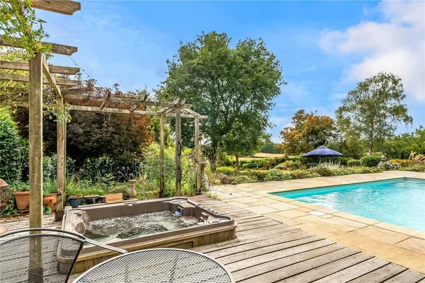 Crowhurst Lane, Crowhurst, RH7 photo 17