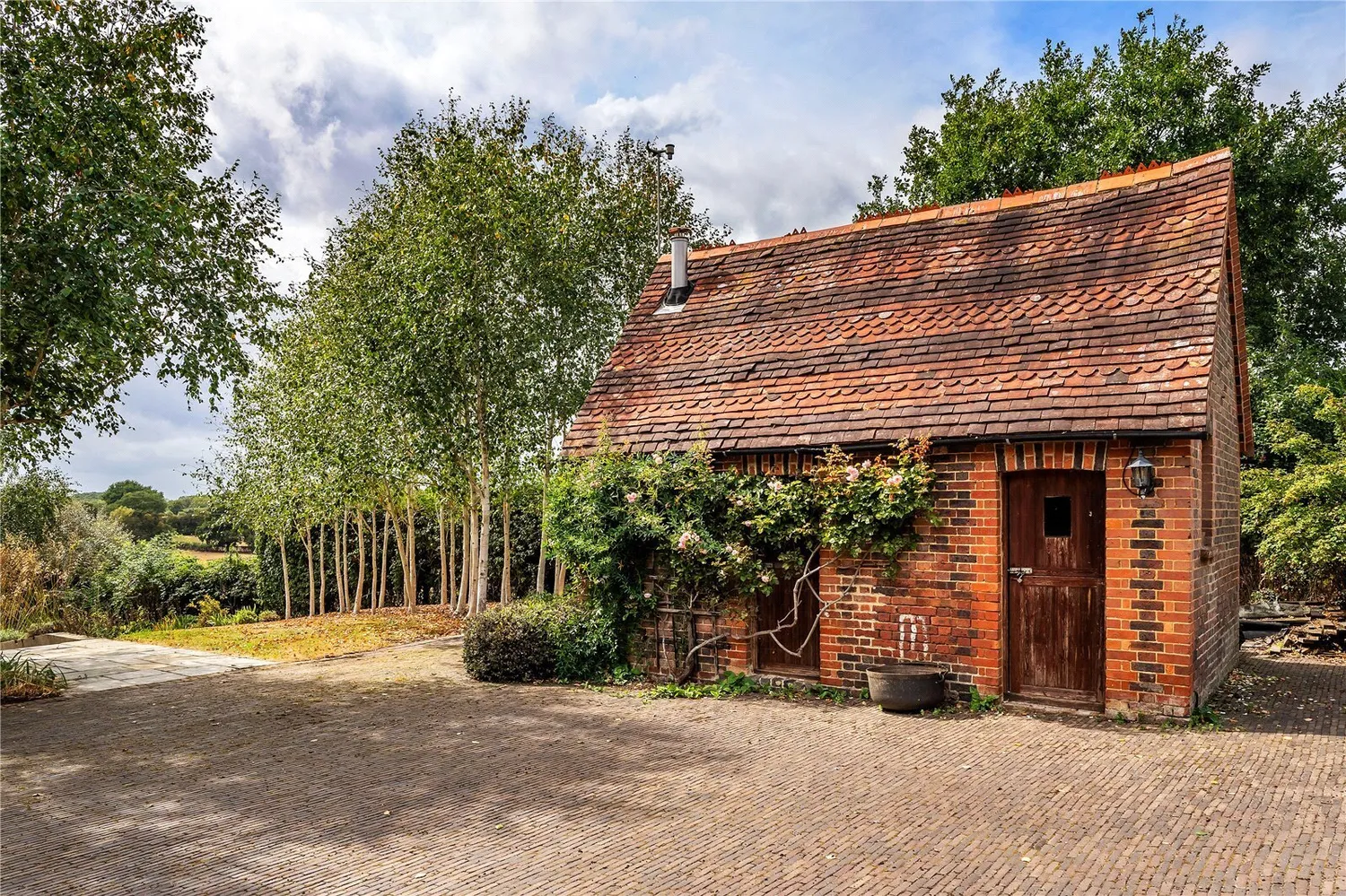 Crowhurst Lane, Crowhurst, RH7 photo 29