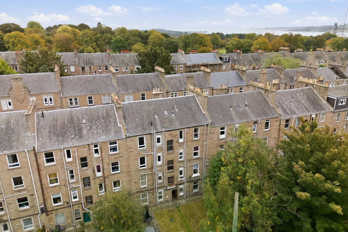 Baldovan Terrace, Dundee, DD4 6LS