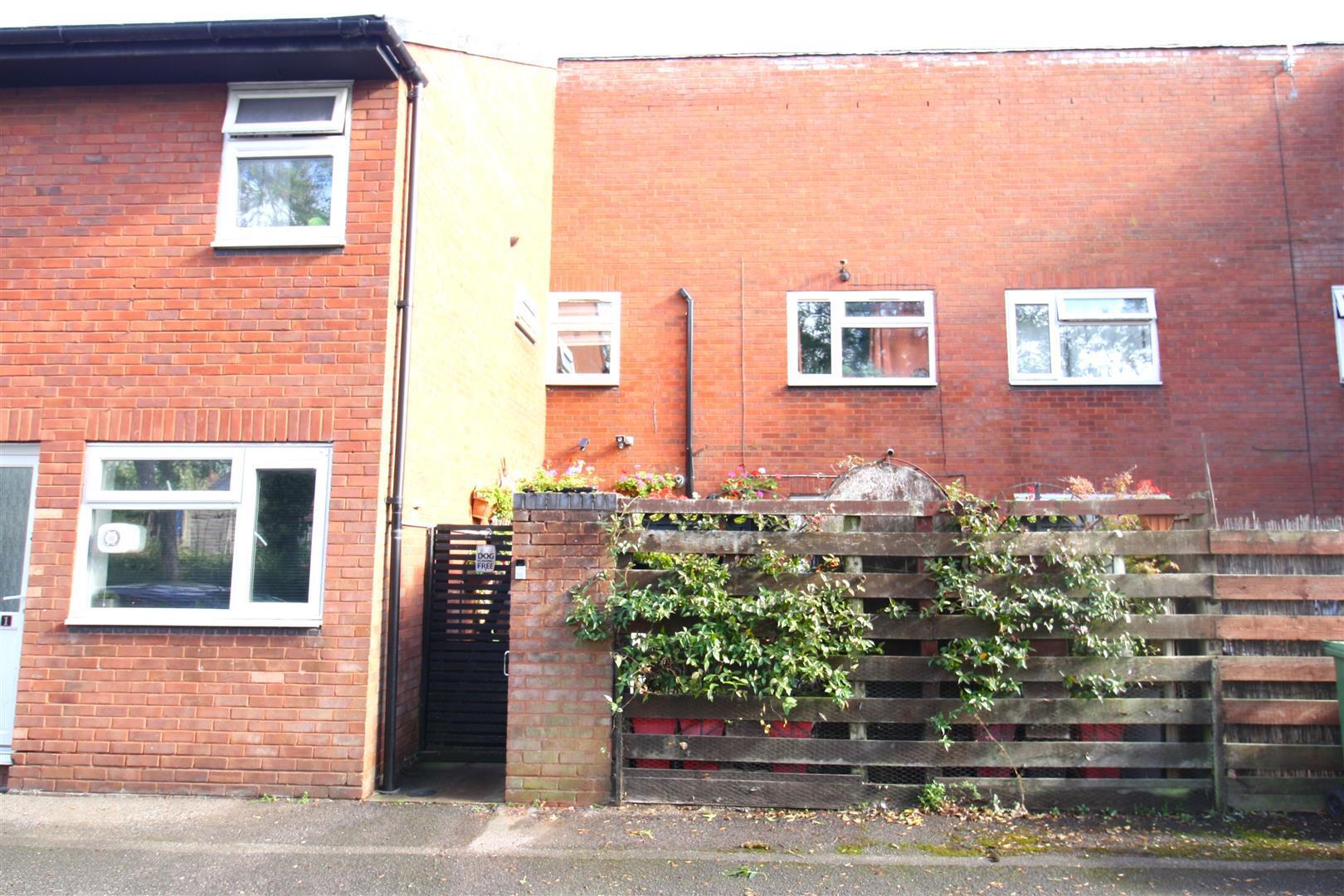 Bristow Close, Bletchley, Milton Keynes Image 1