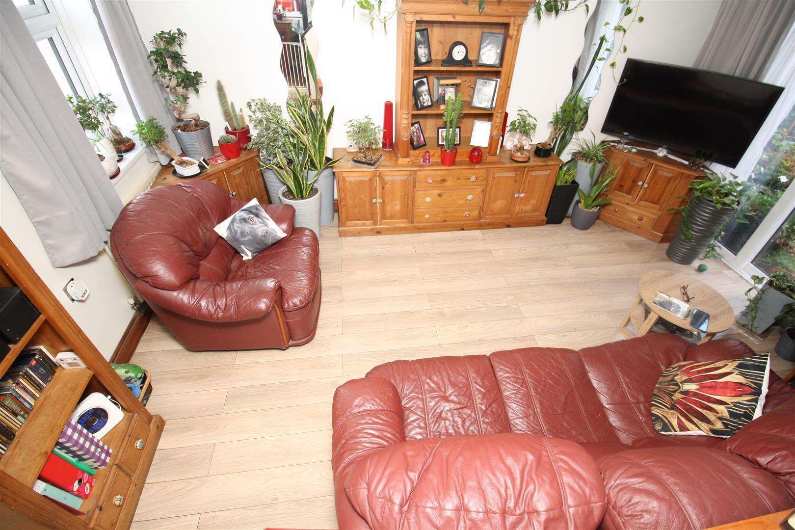 Bristow Close, Bletchley, Milton Keynes Image 5