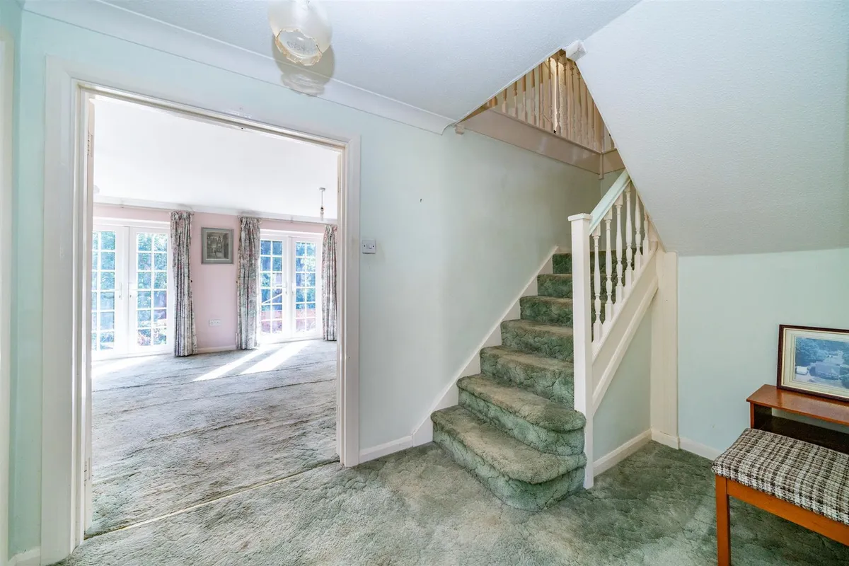 Copper Beech Close, Felden, Hertfordshire, HP3 0DG