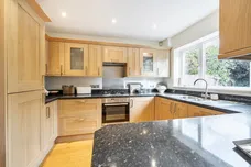 Trafford Close, Great Missenden, HP16 photo 6