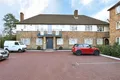 Vines Avenue, Finchley Central, London, N3 — photo 1