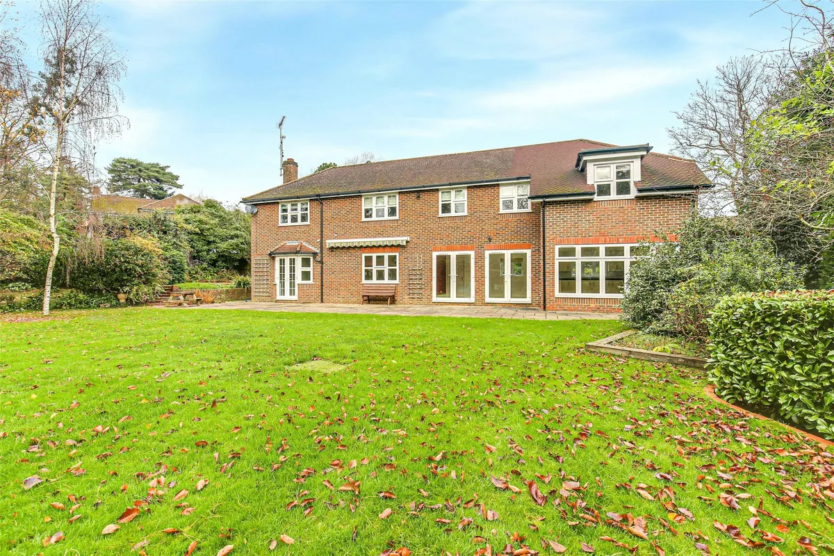 Bluehouse Gardens, Oxted, RH8