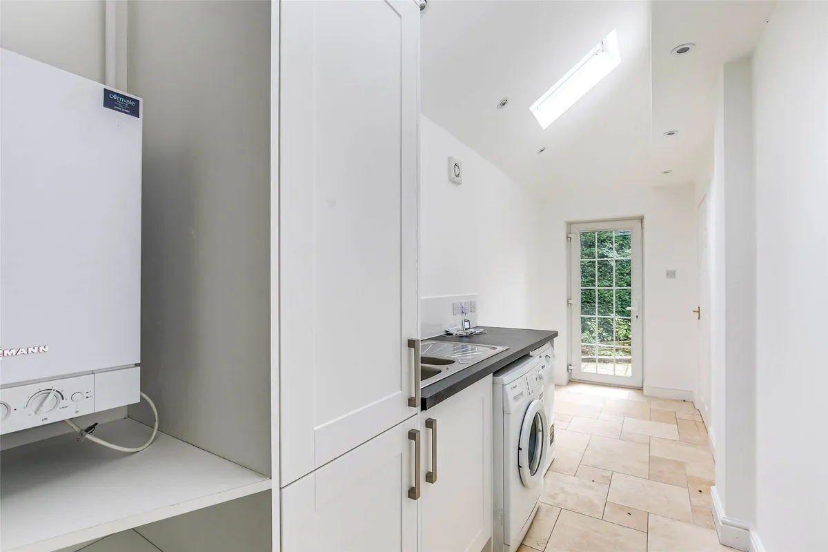 Bluehouse Gardens, Oxted, RH8