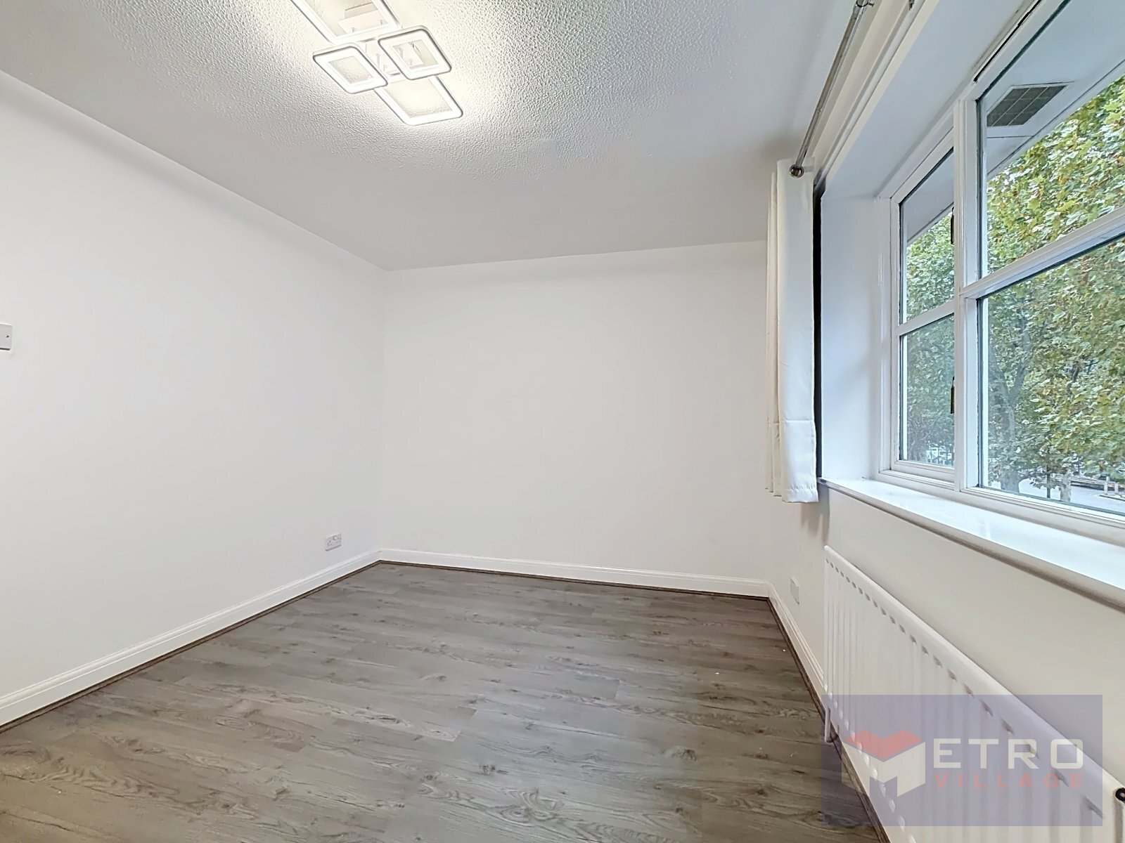Dingle Gardens, Poplar, London, E14 Image 5