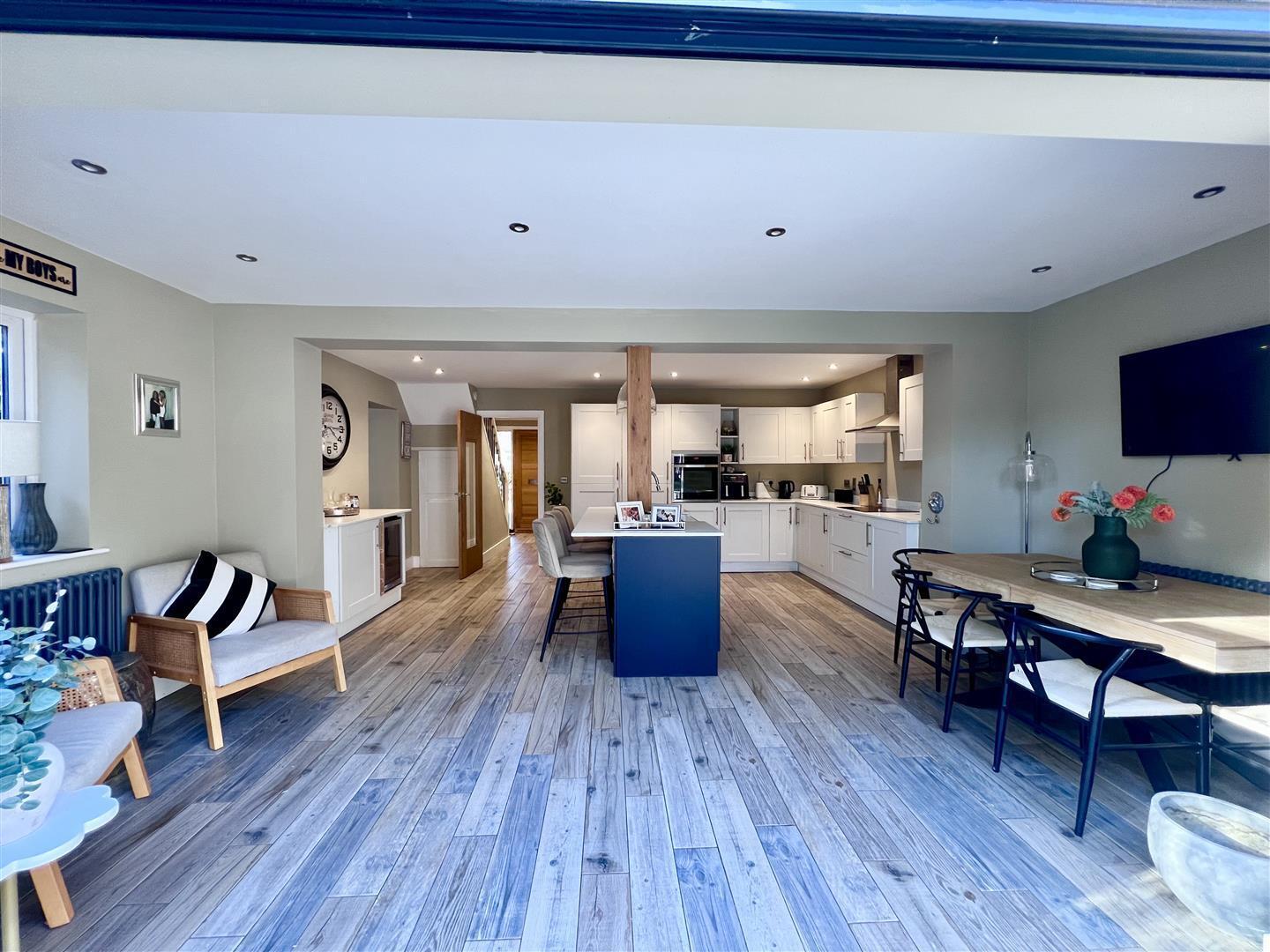 Jenkinson Road, Towcester Image 10