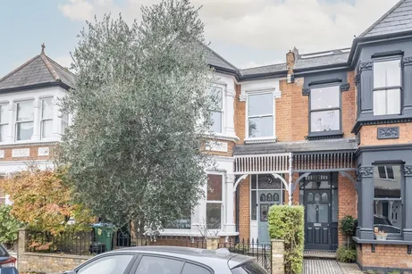 Cresswell Road, Twickenham TW1